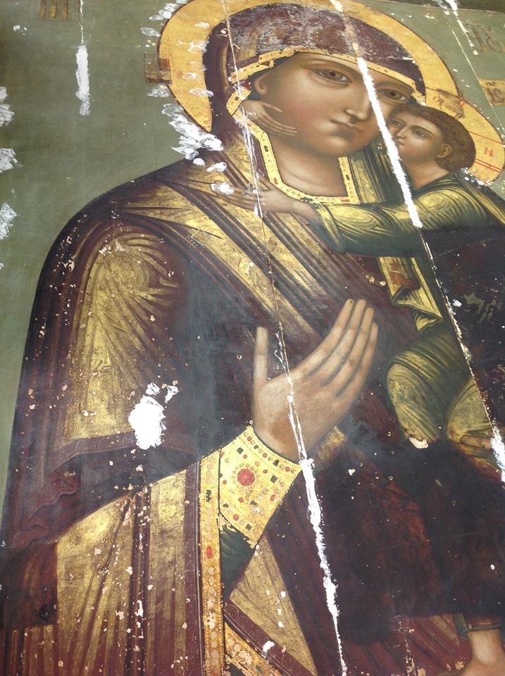 Толгская икона Пресвятой Богородицы. Первая половина XVIII века. В процессе реставрации. 