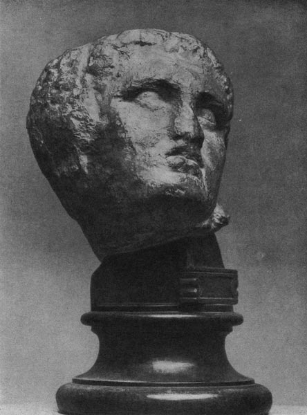 Скопас. Голова раненого воина с западного фронтона храма Афины Алеи в Тегее. Мрамор, 370-360 годы до н.э. Афины, Национальный археологический музей. 