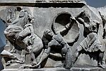 Скопас. Фрагмент рельефного фриза восточной стены Галикарнасского мавзолея. Амазономахия. Около середины IV века до н.э. Британский музей. 