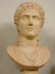 Жены императора Клавдия - Мессалина и Агриппина 