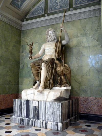 Юпитер. Римская копия греческой статуи. 1 век. Государственный Эрмитаж 