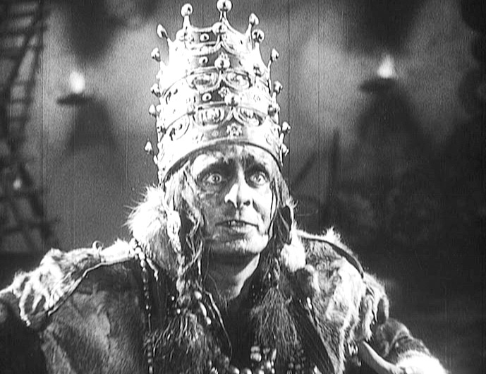 Аттила - царь гуннов. Кадр из фильма Нибелунги (1924) 