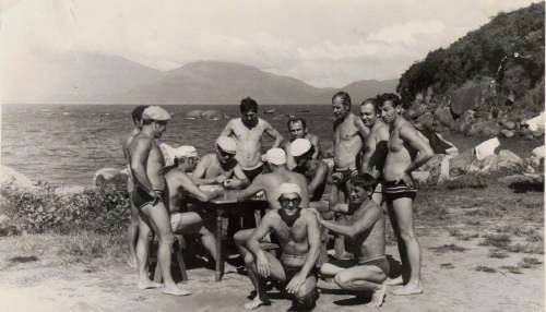 Офицеры 304-ого ОДРАП на пляже, Дананг, 1970-е годы. 