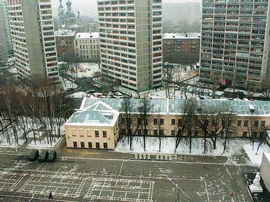 Плац ВИМО зимой. Вид из учебного корпуса. 