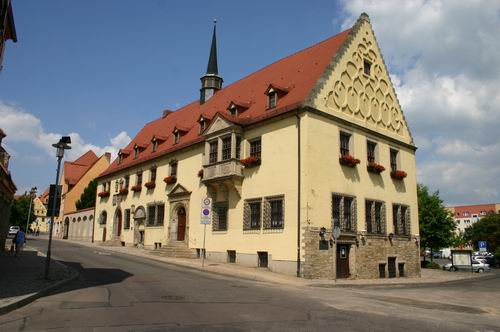 Историческое здание в центре Мерзебурга, ФРГ. По материалам Интернета. 