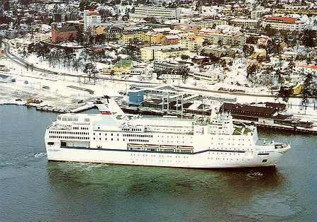 « Анна Каренина» в порту Nynasham . Открытка, купленная автором на борту парома в 1993 году. 