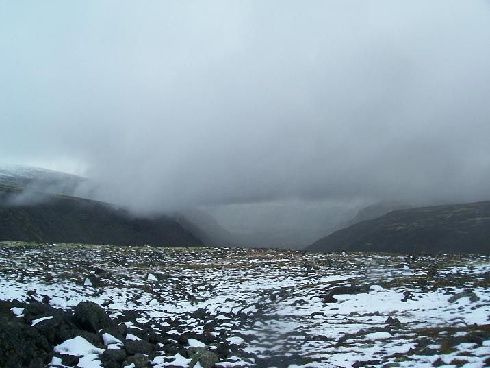 Вид с перевала Эльморайок на долину реки Эльморайок, текущей в Сейдозеро. Август 2007 (?). Фото malianov.